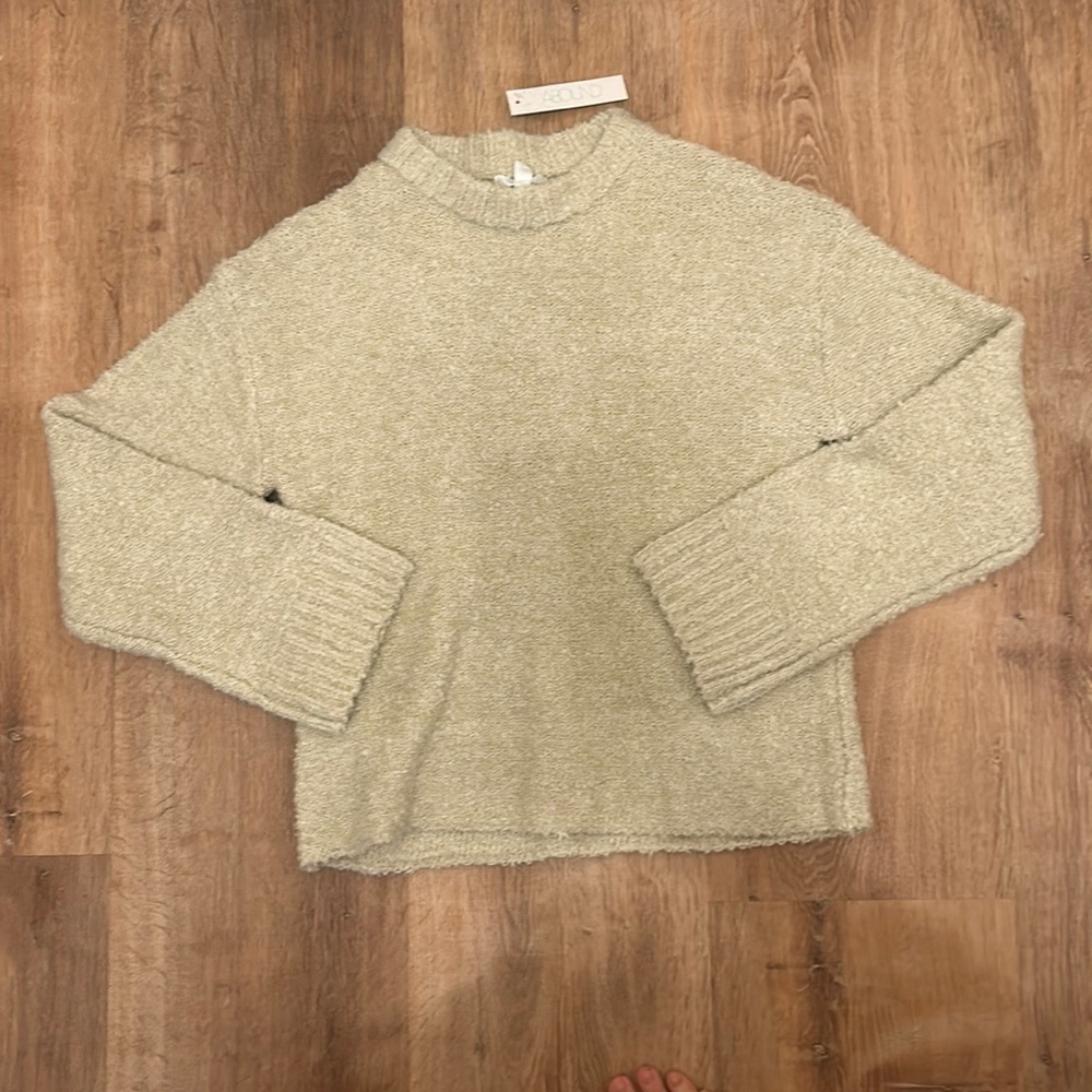 Abound X Nordstrom cream fuzzy soft teddy cropped crewneck sweater size XS NWT